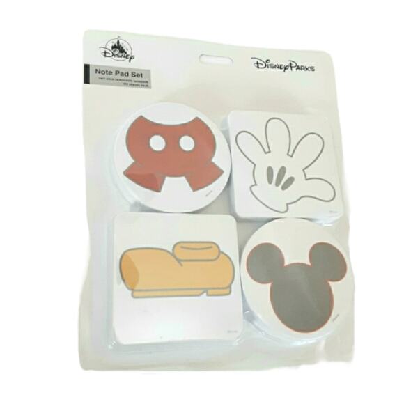 Disney Parks Mickey Mouse Note Pad Set Disney Sticky Notes Four Pack NWT - Picture 1 of 6